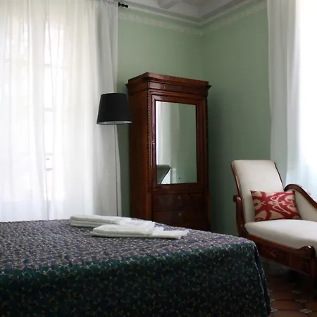 Oda ve Kahvaltı Il Pozzo Di Lao Dervio